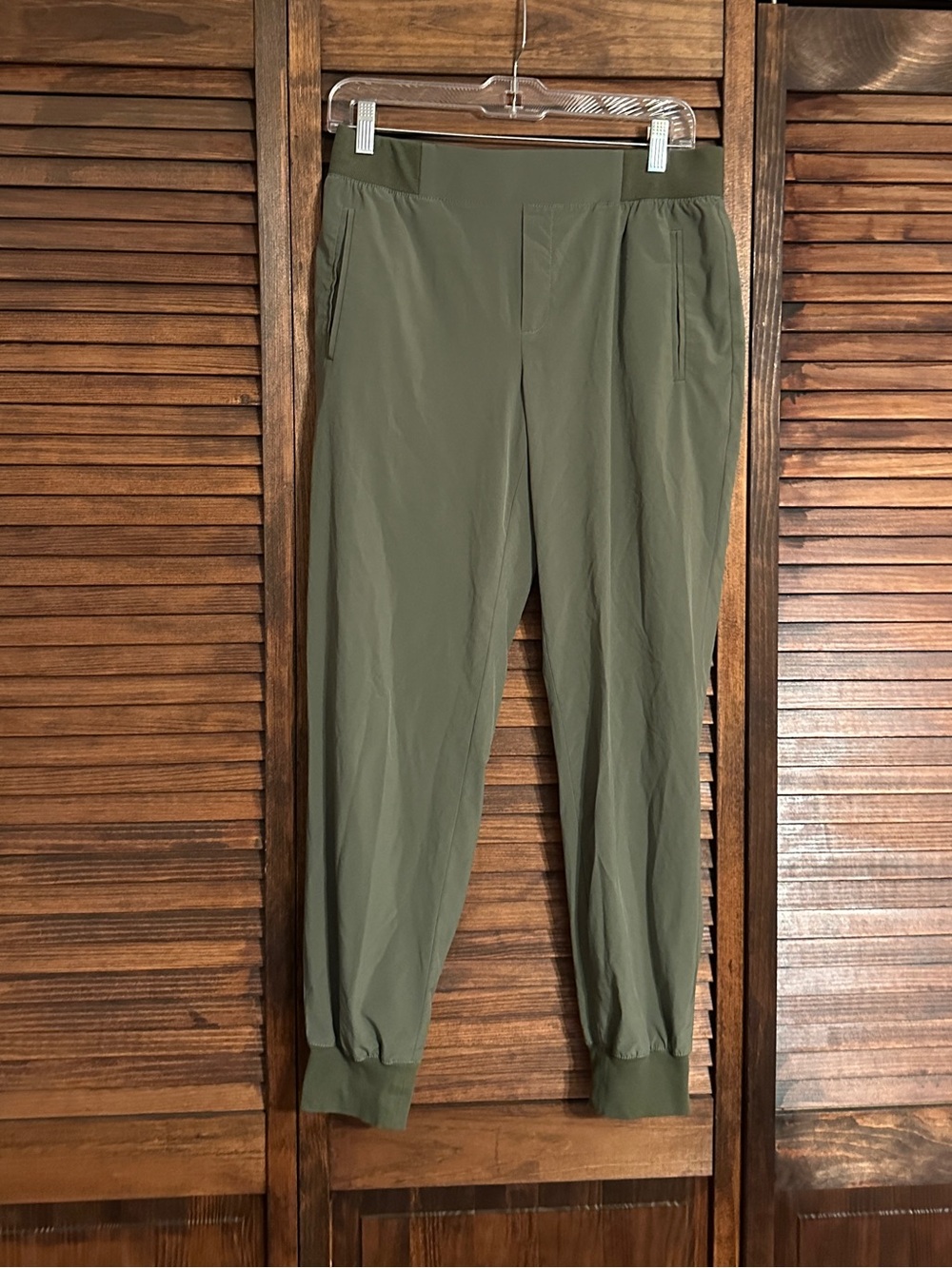 Banana Republic Olive Green Jogger Pants - Women’s Small